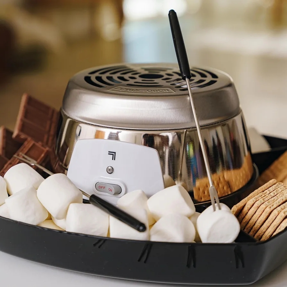 Electric S'mores Maker with Built-In Tray